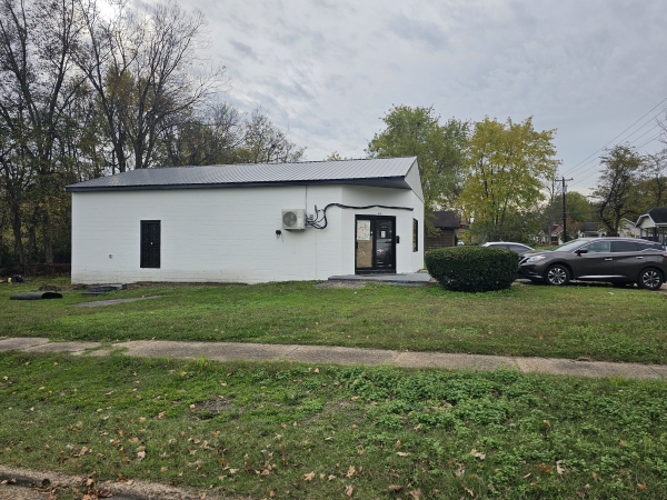 Listing Image #2 - Office for sale at 419 N Home St, Union City TN 38261