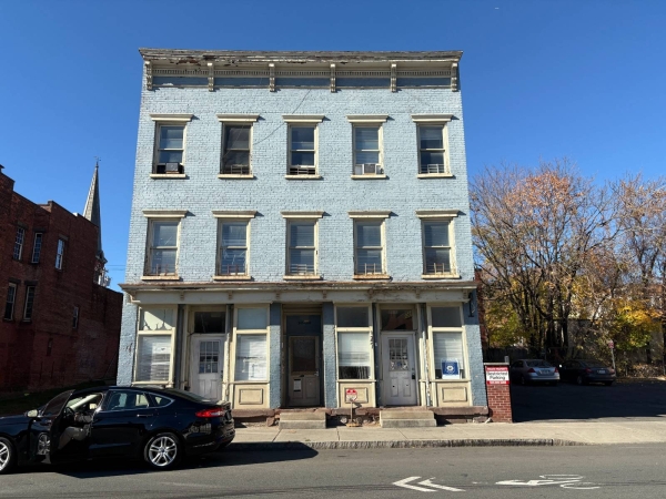 Listing Image #1 - Multi-family for sale at 347 S Pearl Street, Albany NY 12202