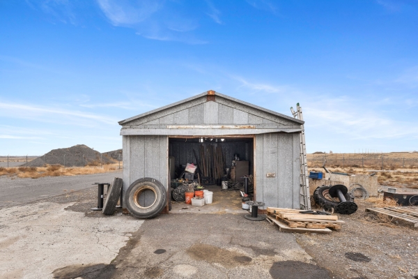Listing Image #3 - Industrial for sale at 9530 Walker Rd NE, Moses Lake WA 98837