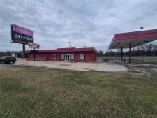 Listing Image #2 - Retail for sale at 401 S Chouteau Avenue, Chouteau OK 74337 Listing Image #2 - Retail for sale at 401 S Chouteau Avenue, Chouteau OK 74337