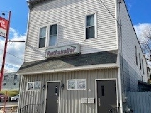 Listing Image #2 - Retail for sale at 2306 State St, ERIE PA 16503
