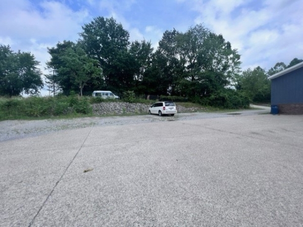 Listing Image #2 - Others for sale at 450  Brown Street, Madisonville KY 42431