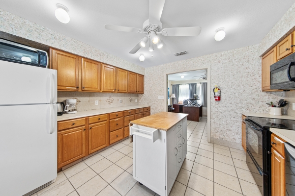 Listing Image #2 - Multi-family for sale at 604 W. 6TH St., Los Fresnos TX 78566
