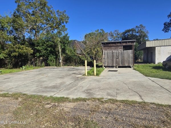 Listing Image #3 - Retail for sale at 1178 Judge Sekul Avenue, Biloxi MS 39530