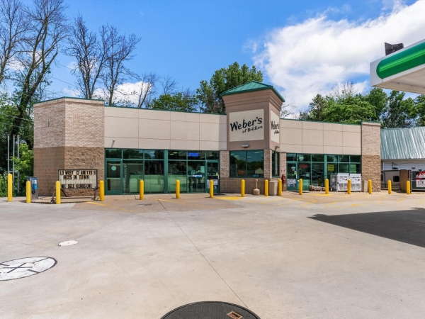 Listing Image #1 - Retail for sale at 600 N Main St, Brillion WI 54110
