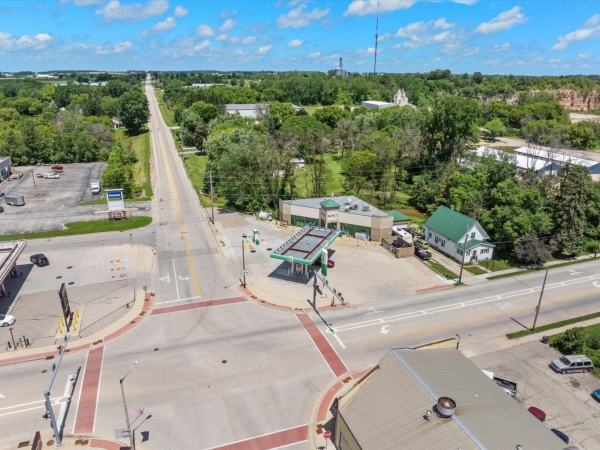 Listing Image #3 - Retail for sale at 600 N Main St, Brillion WI 54110