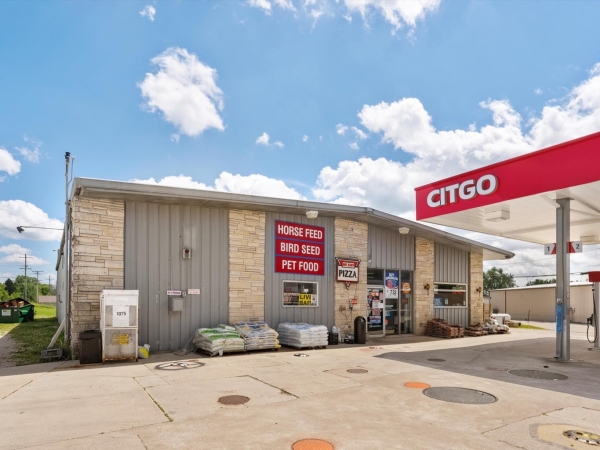 Listing Image #1 - Retail for sale at 721 Fremont St, Kiel WI 53042