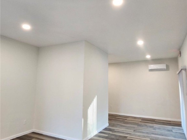 Listing Image #3 - Others for sale at 406 Vine Street W, Alliance OH 44601