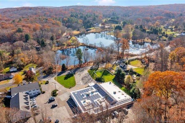 Listing Image #2 - Office for sale at 192 Westbrook Road, Essex CT 06409
