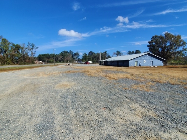Listing Image #2 - Others for sale at 31 County Rd. 31, Jacksonville GA 31554