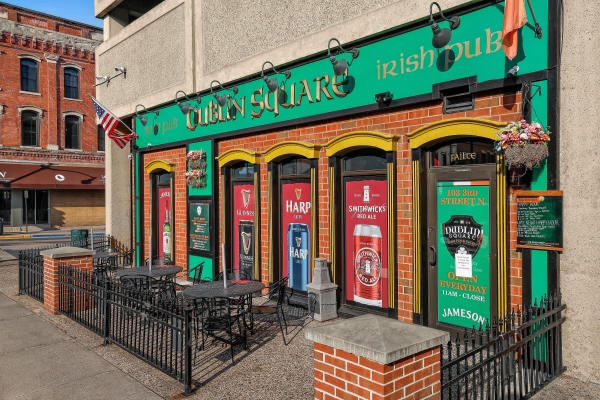 Listing Image #1 - Retail for sale at 103 Third St, La Crosse WI 54601