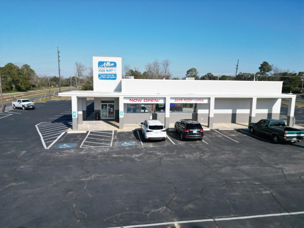 Listing Image #1 - Retail for sale at 120 NW Curry St, Pelham GA 31779