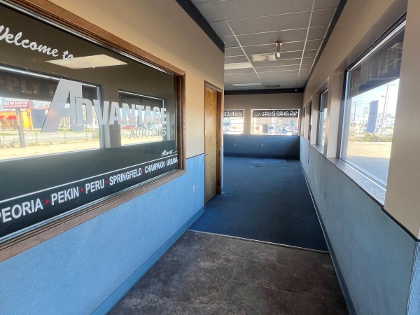 Listing Image #2 - Industrial for sale at 915 W Bloomington Rd, Champaign IL 61821