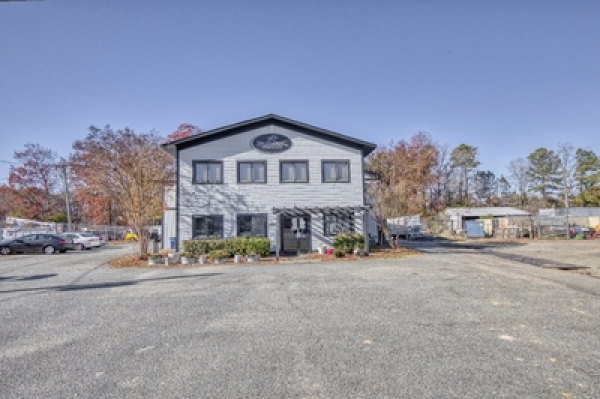 Listing Image #3 - Others for sale at 4403 Ironbound Road, Williamsburg VA 23188