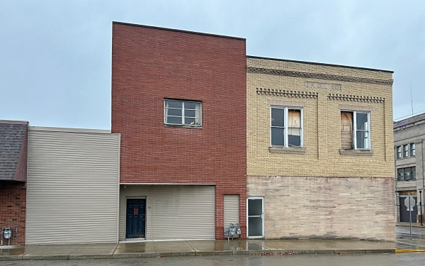 Listing Image #1 - Others for sale at 19 NE 3rd Street, Washington IN 47501