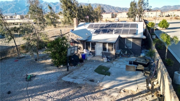 Listing Image #1 - Others for sale at 16252 Baseline Avenue, Fontana CA 92336