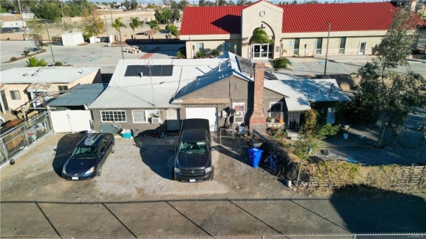 Listing Image #2 - Others for sale at 16252 Baseline Avenue, Fontana CA 92336