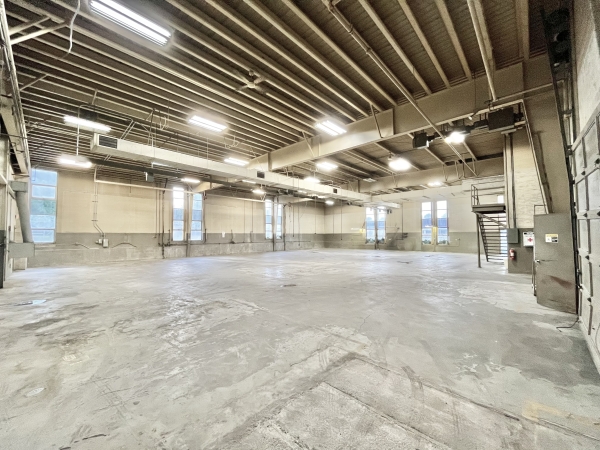 Listing Image #1 - Others for sale at 1411 6th Ave. #6, Grafton, Village of WI 53024