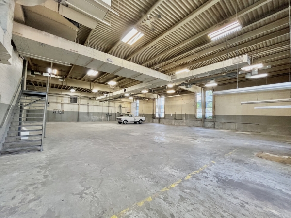 Listing Image #2 - Others for sale at 1411 6th Ave. #6, Grafton, Village of WI 53024