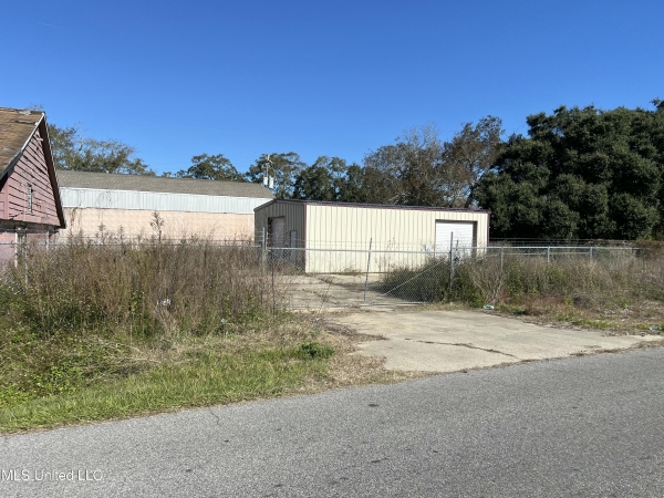 Listing Image #3 - Others for sale at 3900 Main Street, Moss Point MS 39563