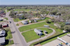 Listing Image #3 - Others for sale at 806 S Esplanade Street, Cuero TX 77954