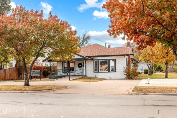 Listing Image #3 - Industrial for sale at 234 Sayles Boulevard, Abilene TX 79605
