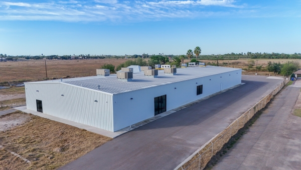 Listing Image #1 - Industrial for sale at 4200 W. Mile 3 Road, Mission TX 78574