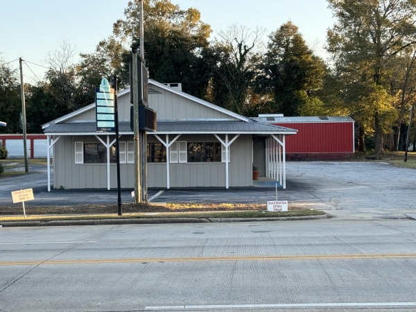 Listing Image #3 - Retail for sale at 109 Broad Street, Hawkinsville GA 31036