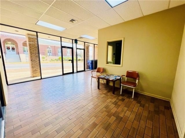 Listing Image #3 - Others for sale at 3150 N FIRST Street, Jena LA 71342