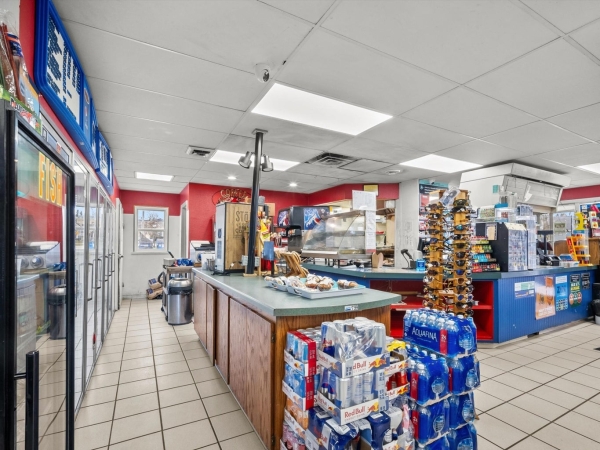 Listing Image #2 - Retail for sale at 202 Milwaukee ST, Kewaunee WI 54216