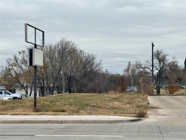 Listing Image #3 - Land for sale at E Main Street, Cushing OK 74023