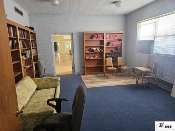 Listing Image #2 - Others for sale at 401 SHERROUSE AVENUE, Monroe LA 71201