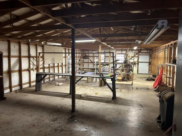 Listing Image #2 - Others for sale at 7423 Estes  RD, Harrison AR 72601