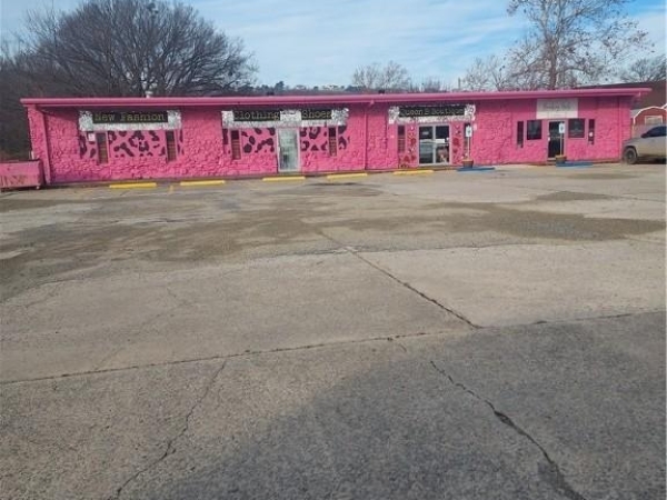 Listing Image #1 - Retail for sale at 2811 N Broadway, Poteau OK 74953