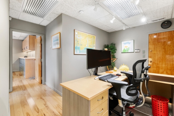 Listing Image #3 - Office for sale at 92 High St Unit DH31, Medford MA 02155