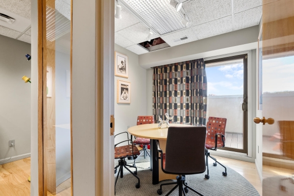 Listing Image #4 - Office for sale at 92 High St Unit DH31, Medford MA 02155