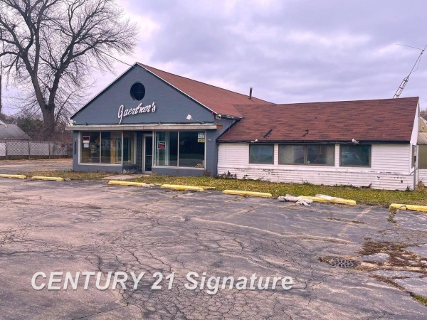 Listing Image #1 - Others for sale at 1958 Brockway, Saginaw MI 48602