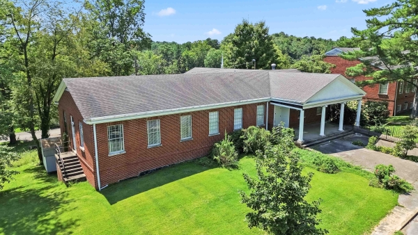 Listing Image #1 - Office for sale at 90 Bennett Circle, London KY 40741