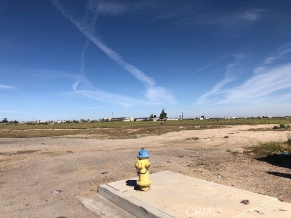 Listing Image #2 - Land for sale at 0 Juniper Street, Hesperia CA 92345