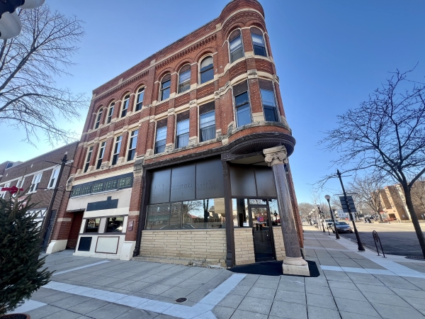 Listing Image #2 - Retail for sale at 227 N Minnesota Street 225 N Minnesota Street, New Ulm MN 56073