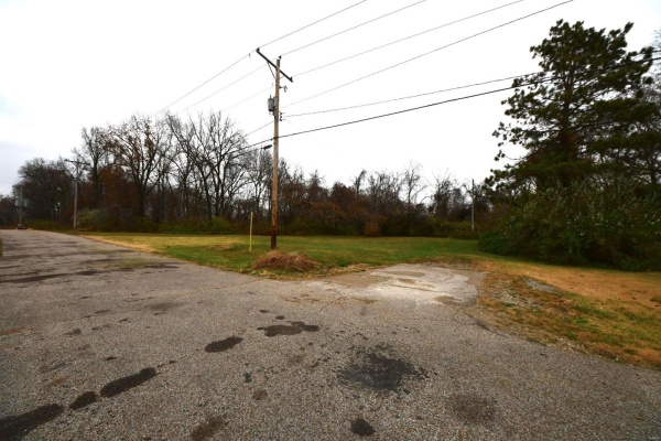 Listing Image #2 - Industrial for sale at 4520 S State Route 159, Glen Carbon IL 62034
