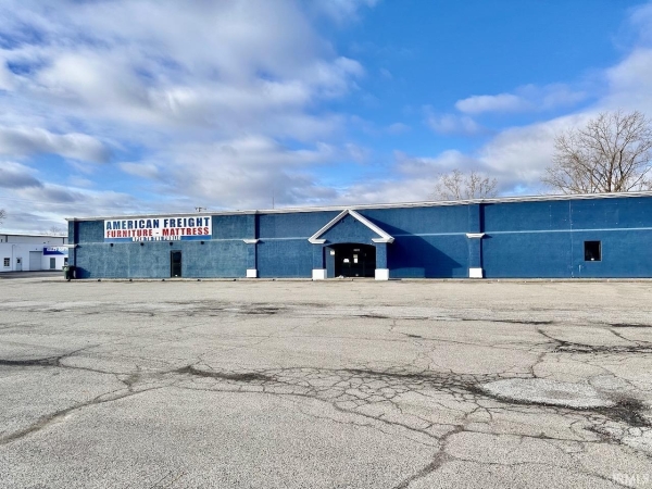 Listing Image #1 - Retail for sale at 4201 N State Road 3, Muncie IN 47303