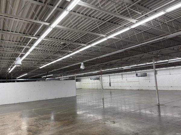 Listing Image #2 - Retail for sale at 4201 N State Road 3, Muncie IN 47303