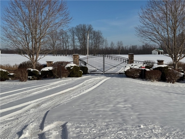 Listing Image #2 - Land for sale at 115 Hilltop Drive, Schroeppel NY 13135