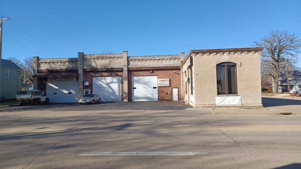 Listing Image #2 - Others for sale at 1936 N 2nd St, Clinton IA 52732