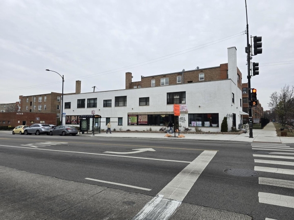 Listing Image #1 - Others for sale at 5252 N Western Avenue, Chicago IL 60625