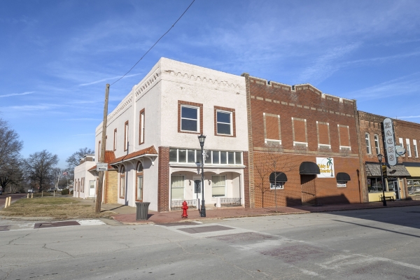 Listing Image #3 - Retail for sale at 118 S Main St, Marceline MO 64658