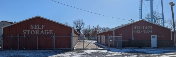 Listing Image #1 - Industrial for sale at 22706 Front Street, Woodburn IN 46797