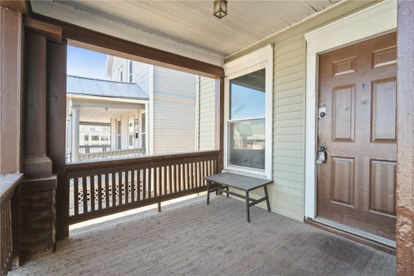 Listing Image #3 - Multi-family for sale at 1249 3rd Avenue Se, Cedar Rapids IA 52403