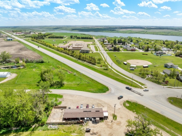 Listing Image #2 - Others for sale at 49900 NW 422nd Ave, Kenmare ND 58746